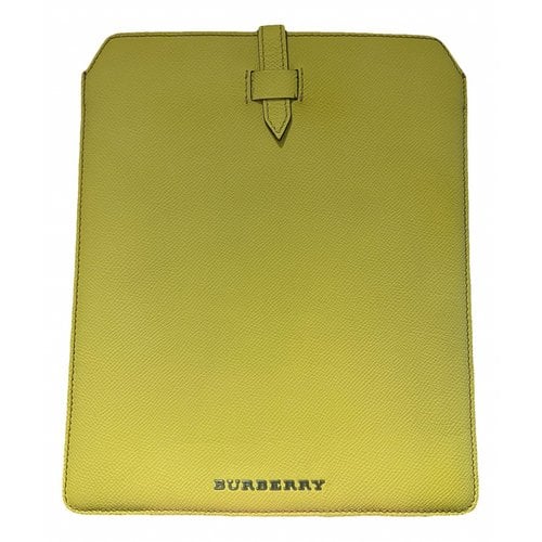 Pre-owned Burberry Leather Purse In Yellow