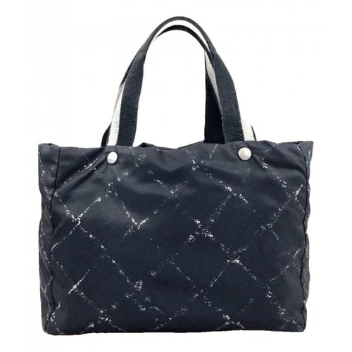 Pre-owned Chanel Cloth Tote In Black
