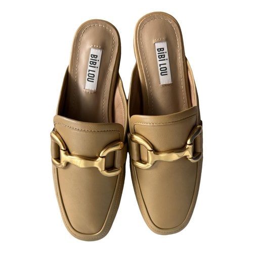 Pre-owned Bibi Lou Leather Flats In Beige