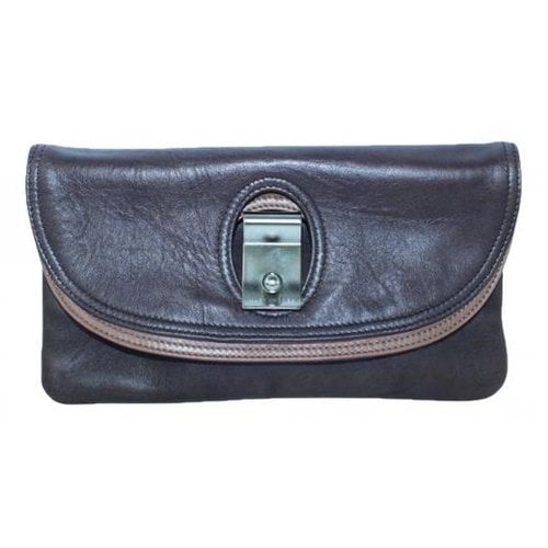 Pre-owned Marc Jacobs Leather Clutch Bag In Purple