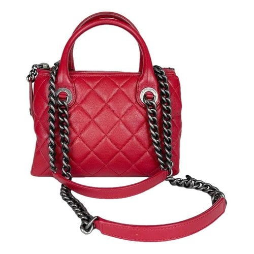 Pre-owned Chanel Boy Leather Handbag In Red