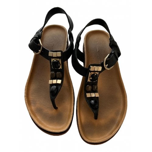 Pre-owned Aerin Leather Sandal In Black