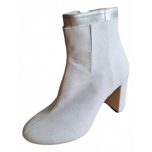 Pre-owned Maison Margiela Leather Boots In White
