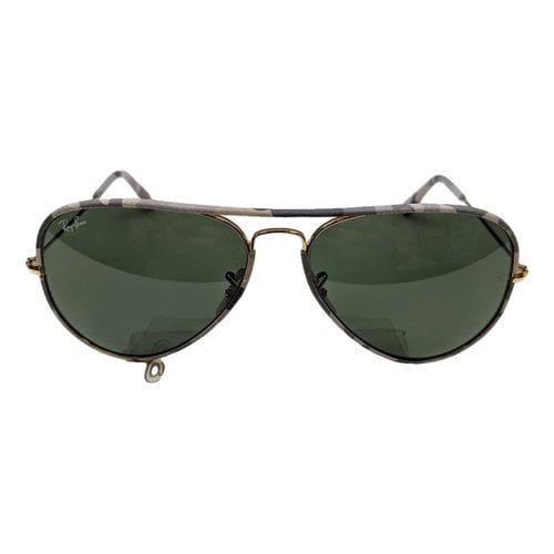 Pre-owned Ray Ban Aviator Sunglasses In Green