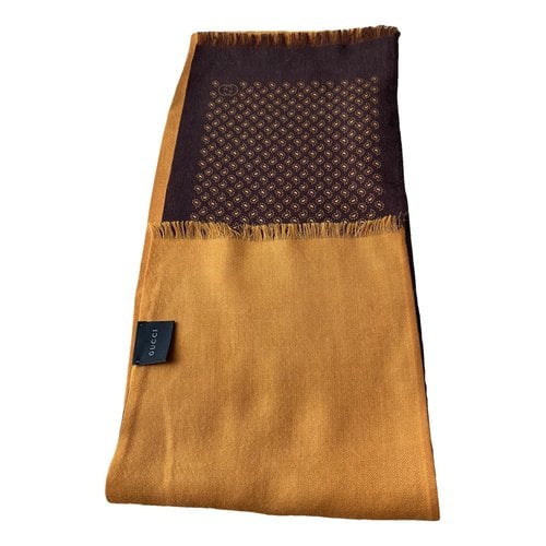 Pre-owned Gucci Cashmere Scarf In Yellow