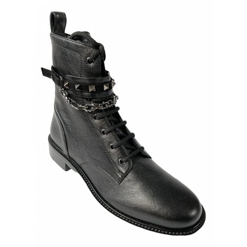 Pre-owned Valentino Garavani Rockstud Leather Boots In Black