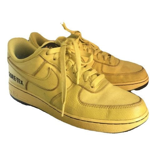 Pre-owned Nike Leather Low Trainers In Yellow
