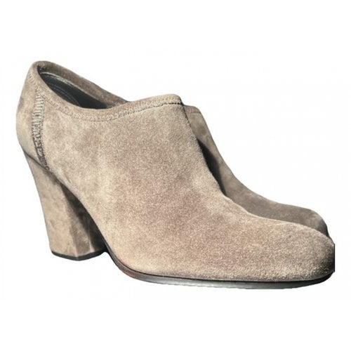 Pre-owned Prada Ankle Boots In Beige