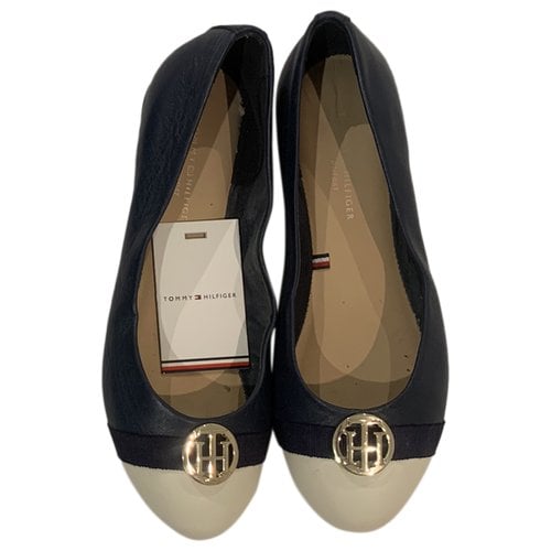 Pre-owned Tommy Hilfiger Leather Flats In Other