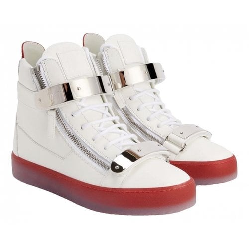 Pre-owned Giuseppe Zanotti Leather Boots In White
