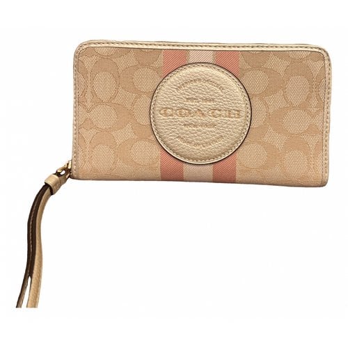 Pre-owned Coach Leather Wallet In Khaki