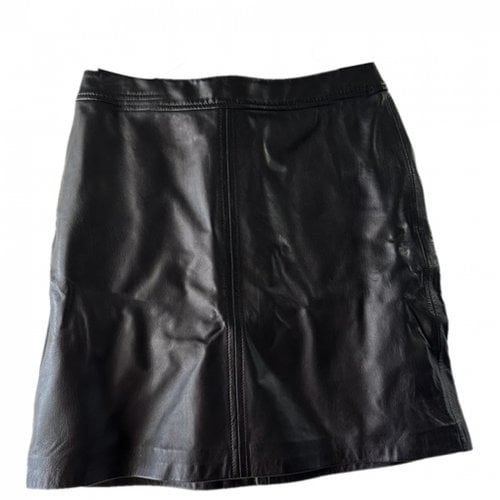 Pre-owned Marc O'polo Leather Mini Skirt In Black