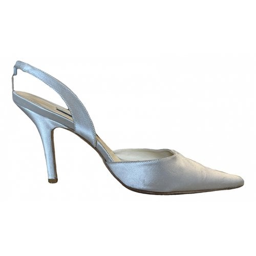 Pre-owned Amanda Wakeley Cloth Heels In Silver