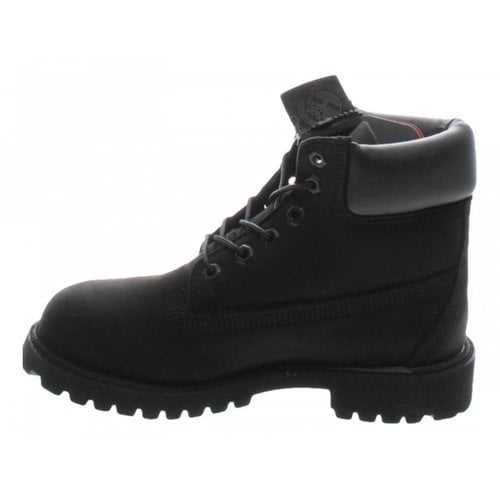 Pre-owned Timberland Leather Snow Boots In Black