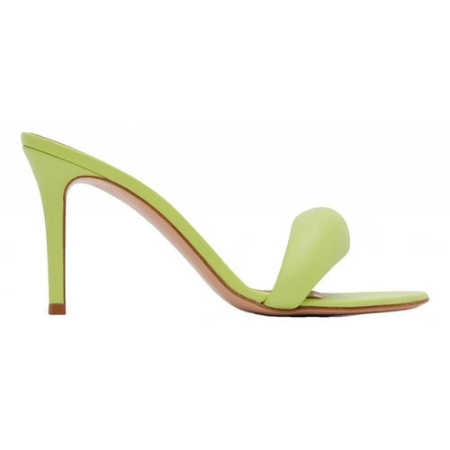 Pre-owned Gianvito Rossi Bijoux Leather Mules In Green