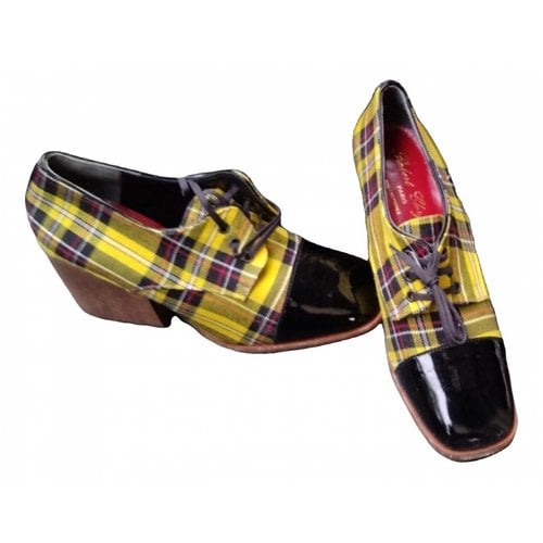 Pre-owned Robert Clergerie Cloth Heels In Yellow