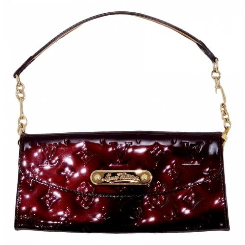 Pre-owned Louis Vuitton Sunset Boulevard Patent Leather Clutch Bag In Burgundy