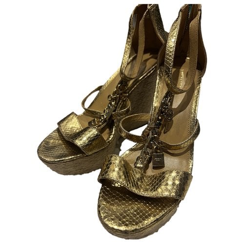 Pre-owned Michael Kors Leather Sandal In Gold