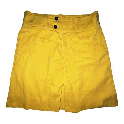 Pre-owned Gucci Mini Skirt In Yellow