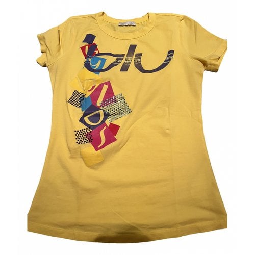 Pre-owned Byblos T-shirt In Yellow