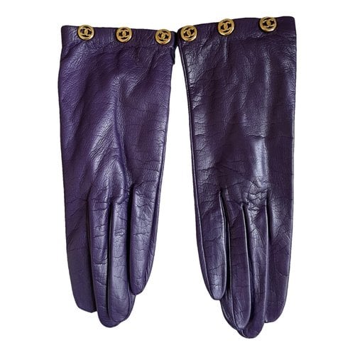 Pre-owned Chanel Leather Gloves In Purple