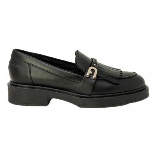 Pre-owned Furla Leather Flats In Black