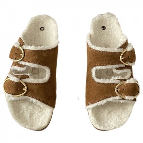 Pre-owned Vanessa Bruno Leather Mules & Clogs In Camel