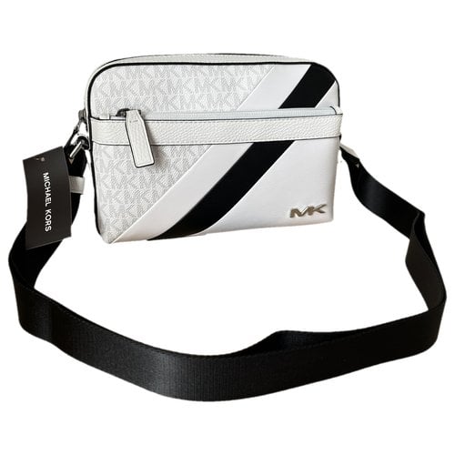 Pre-owned Michael Kors Leather Weekend Bag In White