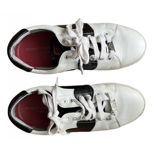 Pre-owned Fornarina Leather Trainers In White