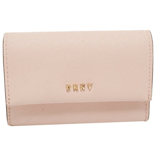 Pre-owned Dkny Leather Wallet In Pink