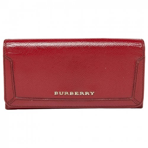 Pre-owned Burberry Patent Leather Wallet In Red