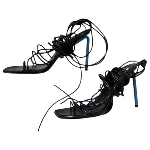 Pre-owned Off-white Leather Sandals In Black