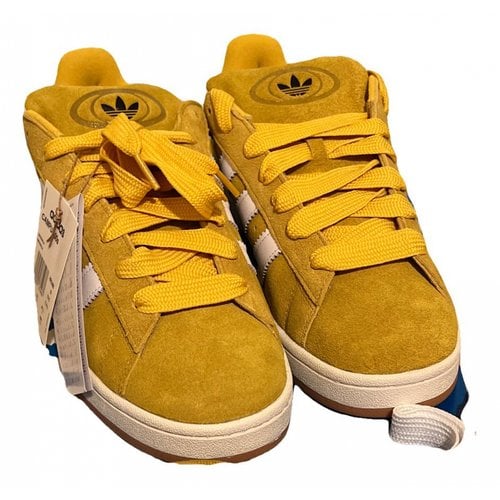 Pre-owned Adidas Originals Leather Low Trainers In Yellow