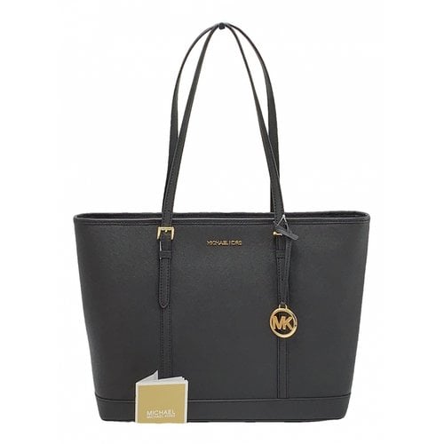 Pre-owned Michael Kors Jet Set Leather Tote In Black