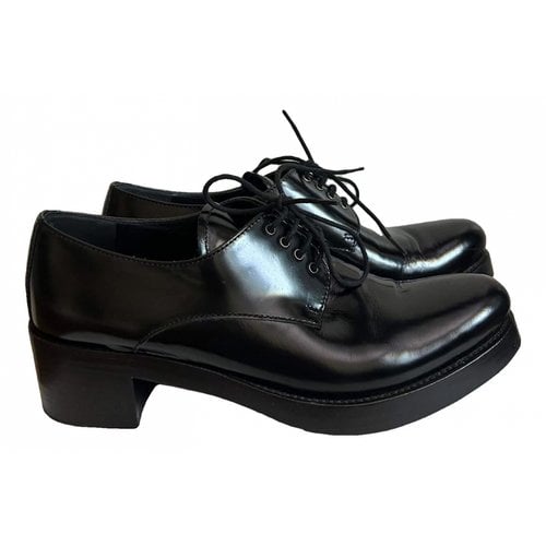 Pre-owned Prada Patent Leather Lace Ups In Black