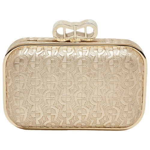 Pre-owned Aigner Leather Clutch Bag In Gold