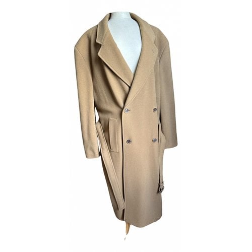 Pre-owned Hugo Boss Wool Trench In Camel