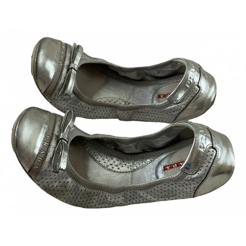 Pre-owned Prada Leather Flats In Silver