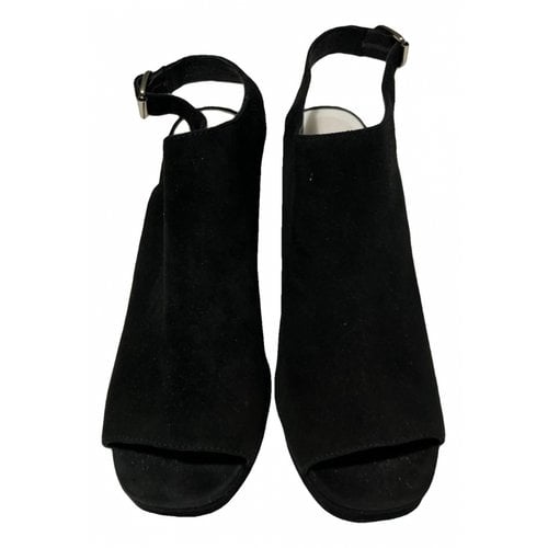 Pre-owned Jeffrey Campbell Sandals In Black
