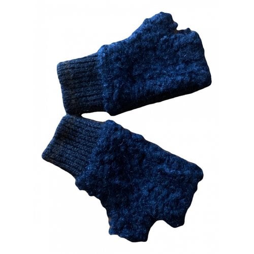Pre-owned Bottega Veneta Wool Gloves In Blue