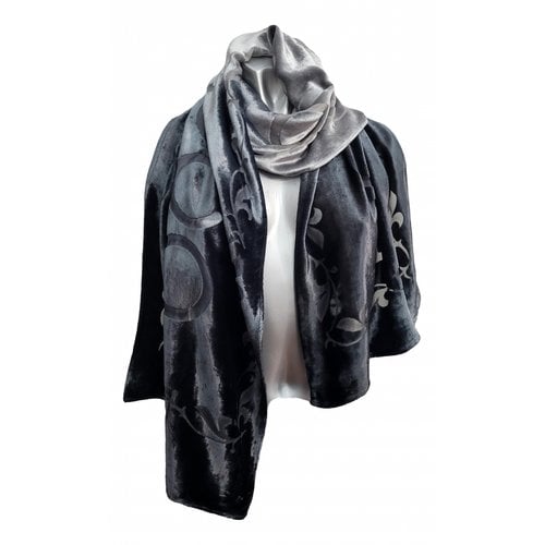 Pre-owned Roccobarocco Velvet Scarf In Grey