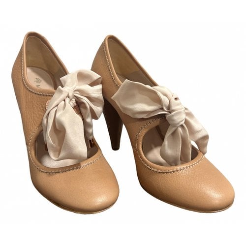 Pre-owned Mulberry Leather Heels In Beige