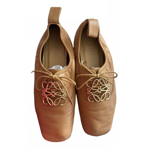 Pre-owned Loewe Leather Lace Ups In Camel