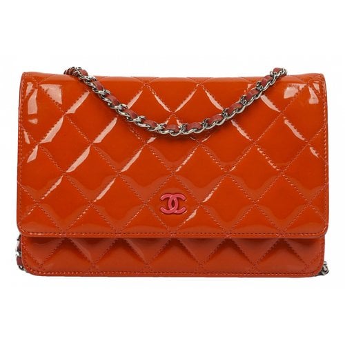 Pre-owned Chanel Wallet On Chain Patent Leather Crossbody Bag In Orange