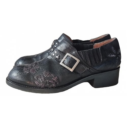 Pre-owned Missoni Leather Flats In Black