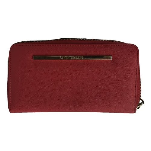 Pre-owned Steve Madden Clutch Bag In Red