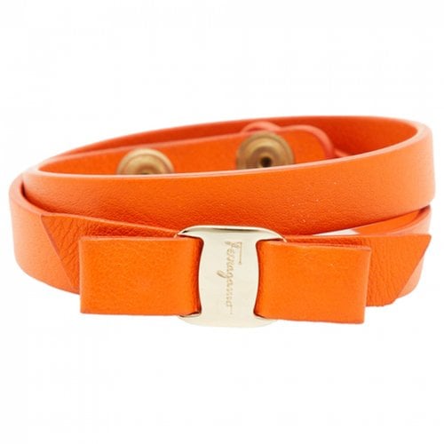 Pre-owned Ferragamo Leather Jewellery Set In Orange