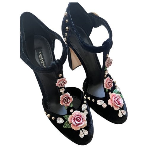 Pre-owned Dolce & Gabbana Ballet Flats In Black