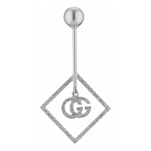 Pre-owned Gucci Gg Running White Gold Earrings In Silver