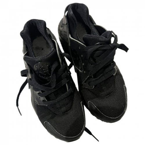 Pre-owned Nike Cloth Trainers In Black